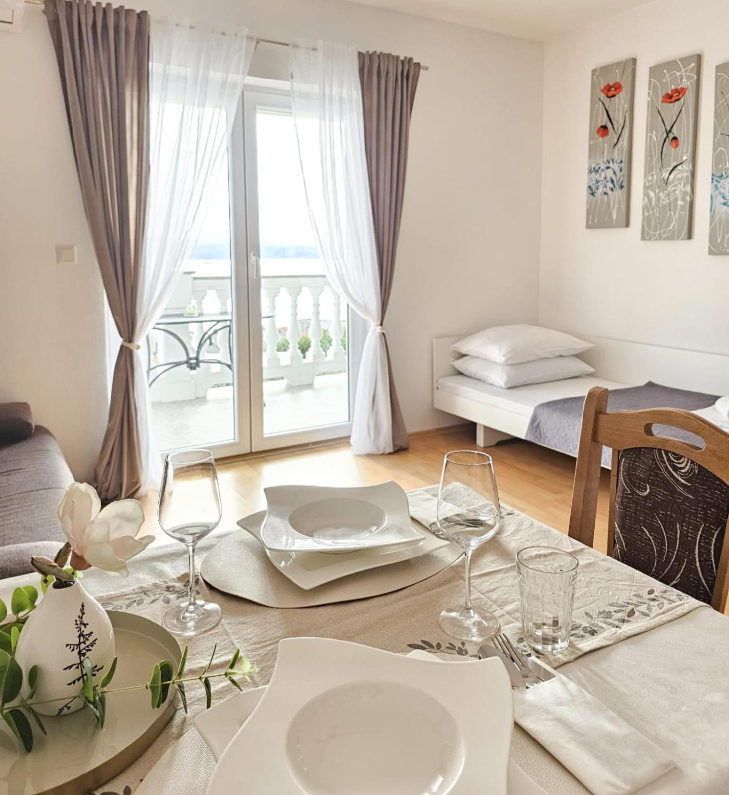 Apartments Karalic Ll Crikvenica Bagian luar foto